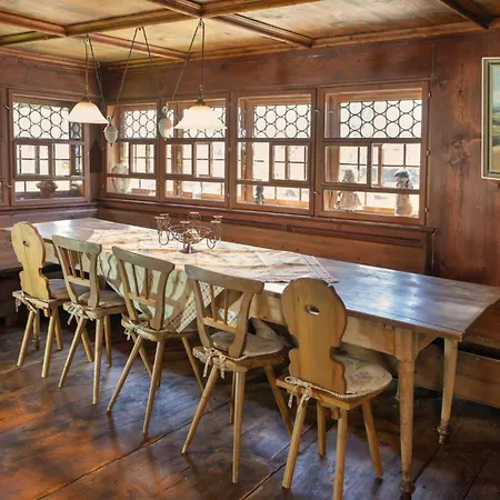 Historischer Vogtshof: Eingezaeunt | Sonniger Garten | Kamin | Denkmalschutz 別荘 ロットヴァイル